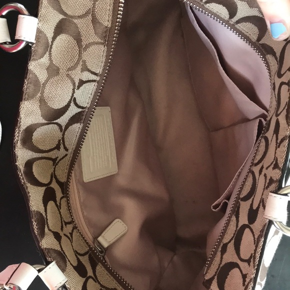 Coach Bag - Picture 4 of 6